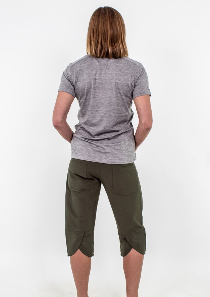 Women's Joanie Capri 16.5" - Club Ride Apparel